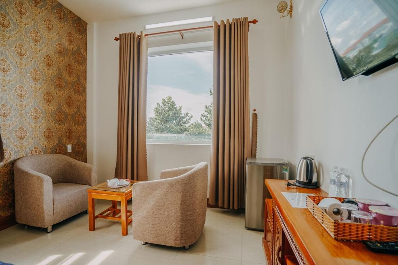 Tulip Hotel Кан То Екстериор снимка